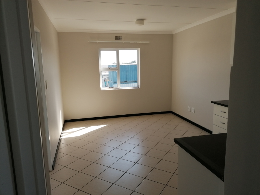 To Let 2 Bedroom Property for Rent in Buh Rein Estate Western Cape